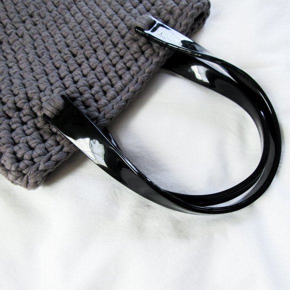 Chic + Minimal Knit Tote Purse Fashion Bag in Charcoal Grey - Picture 3 of 8